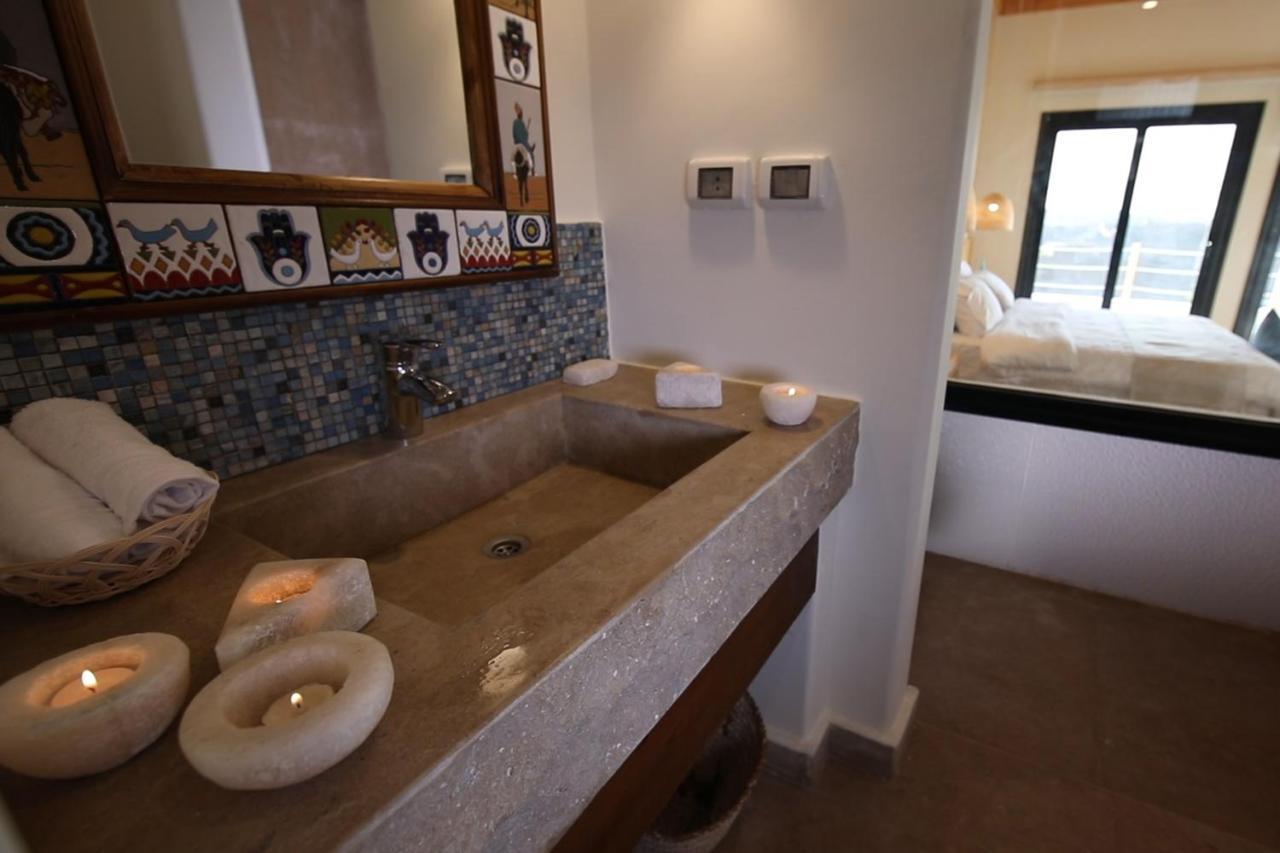 Benben By Dhara Hotels - Adults Only Aswan Exteriör bild Bathroom at the Hotel