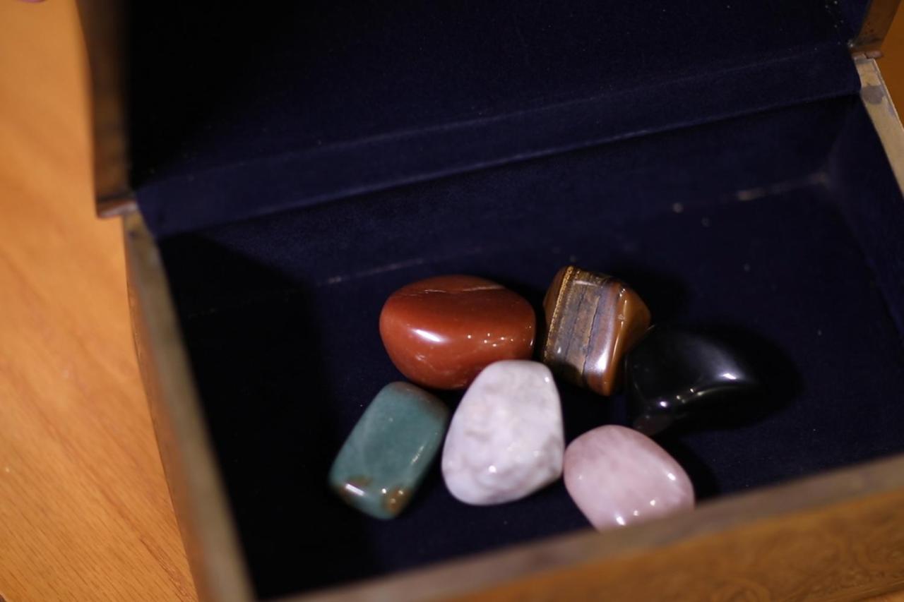 Benben By Dhara Hotels - Adults Only Aswan Exteriör bild Tumbled gemstones