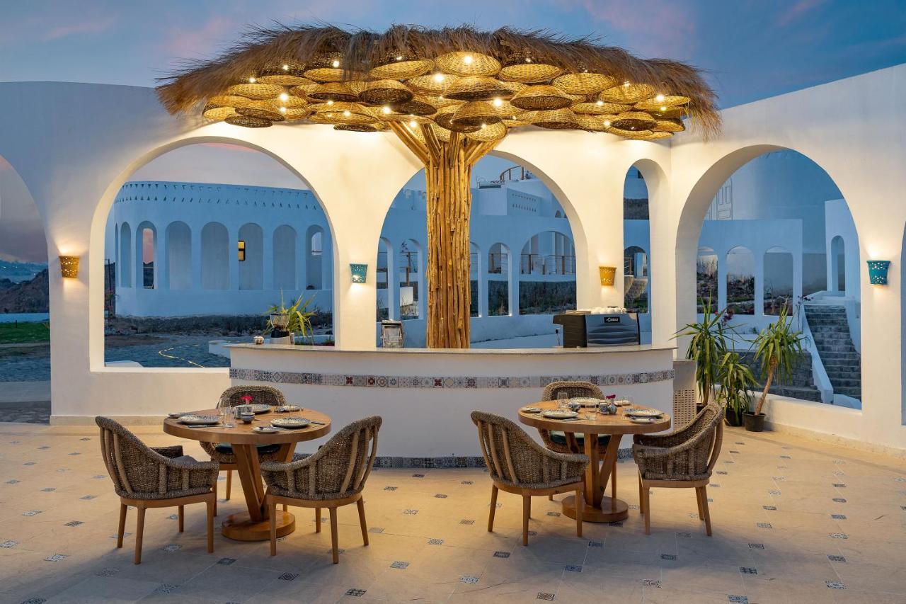 Benben By Dhara Hotels - Adults Only Aswan Exteriör bild The restaurant at the hotel